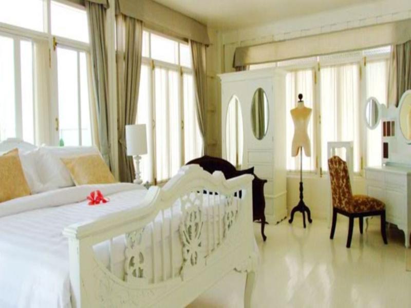 The Hen Hua Hin Hotell Exteriör bild
